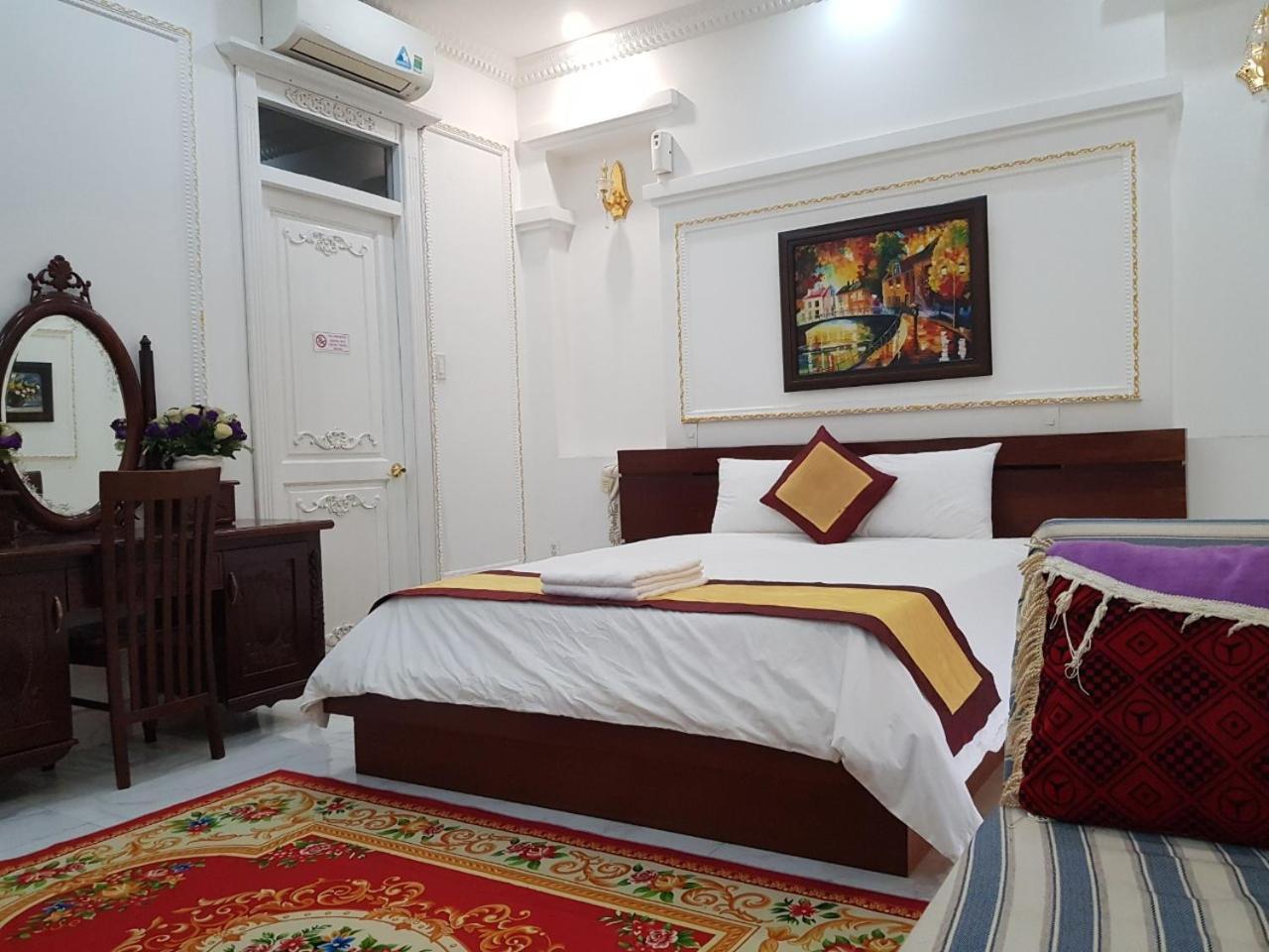Kim Cuong - Hotel Near Tan Son Nhat Airport 호치민 외부 사진